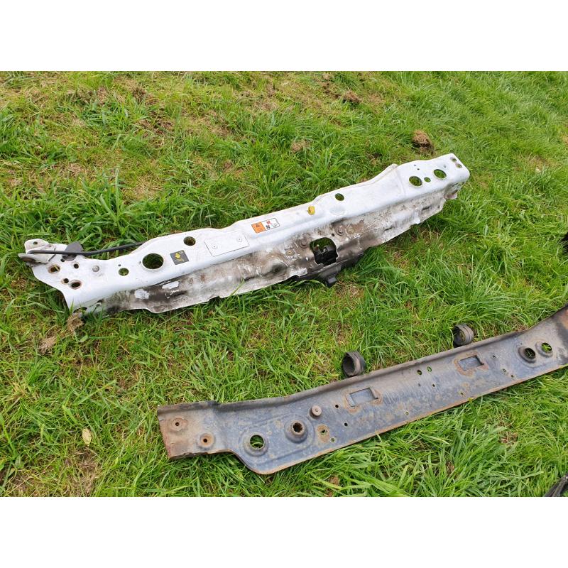 Ford transit mrk 7 2013 lwb front slam panel brackets