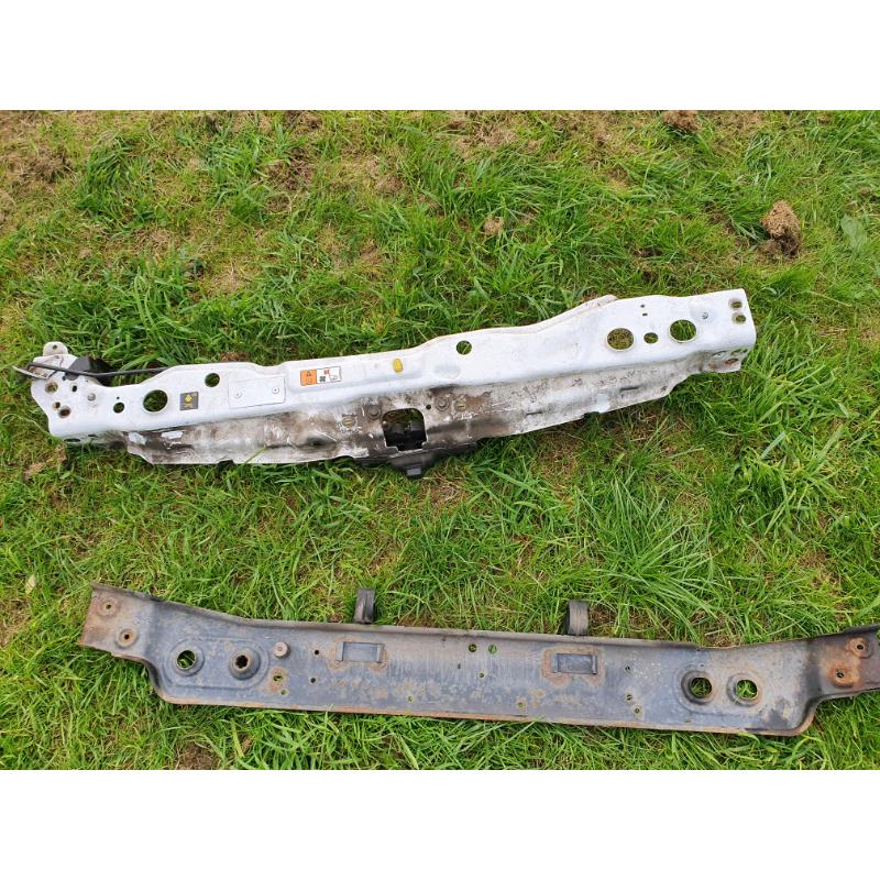 Ford transit mrk 7 2013 lwb front slam panel brackets