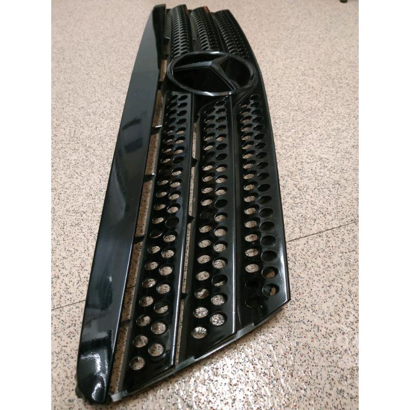mercedes amg grill