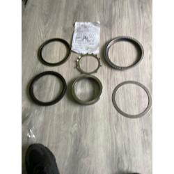 Mercedes Actros truck rear hub oil seals