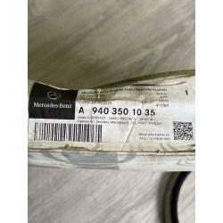 Mercedes Actros truck rear hub oil seals