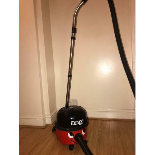 Henry vacuum