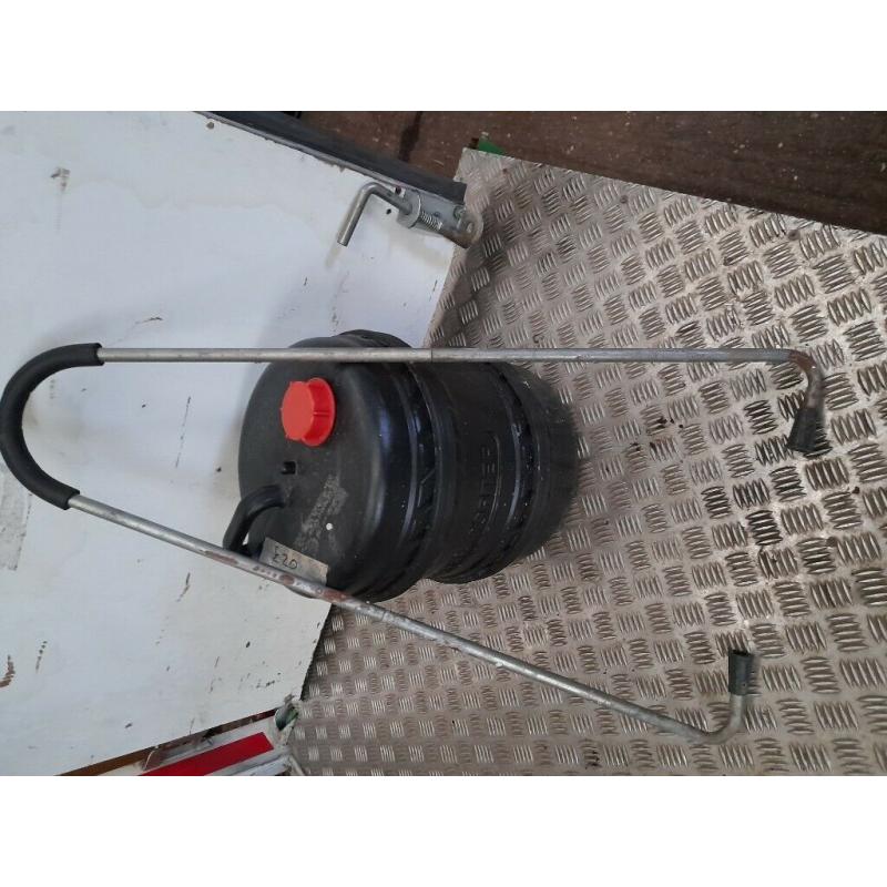 Caravan aqua roll style water roller