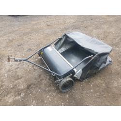 Quad atv ride on lawnmower tractor lawn grass leaf sweeper