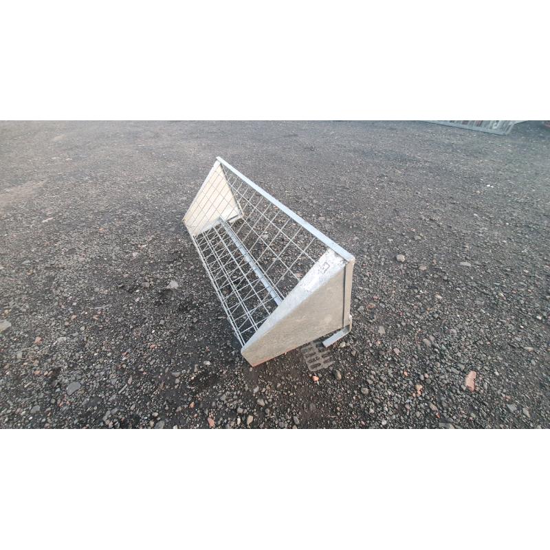 Choice of sheep lamb hang on hay feeder racks tractor