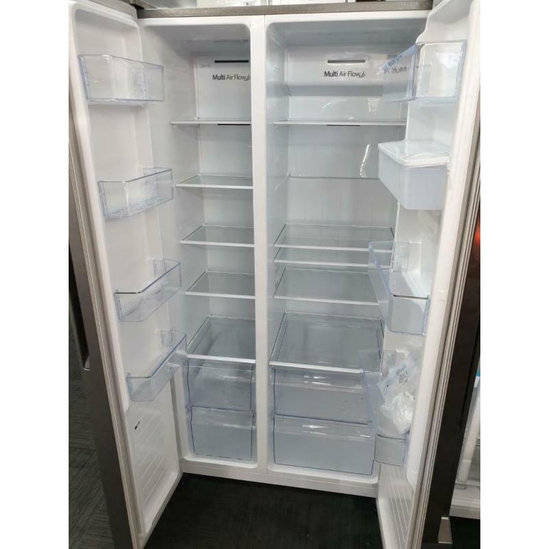 Ex display fridge master American style fridge freezer with water dispenser