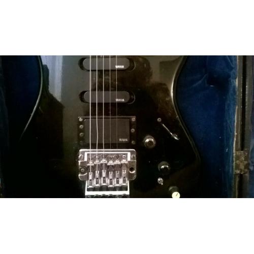 YAMAHA SE612A ELECTRIC GUITAR