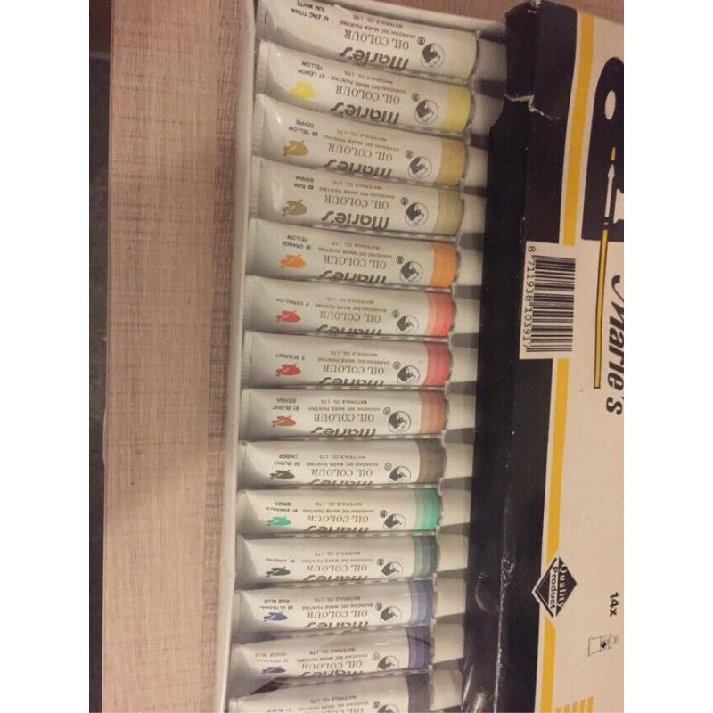 Tattooing colours