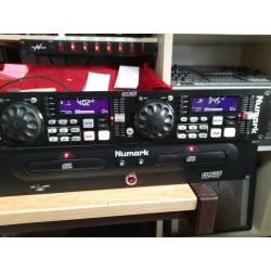 Numark CDN 35 Double CD player and Remote controller excellent working order.
