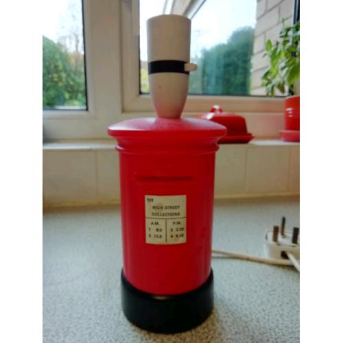 Retro/vintage letterbox lamp, Postman Pat