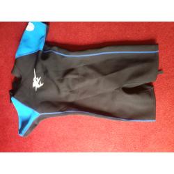 Child's shorty style windsurfing wetsuit