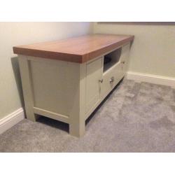 FW Furniture Wooden TV Unit