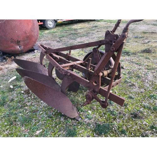 Ranson TS 59 3 furrow plough
