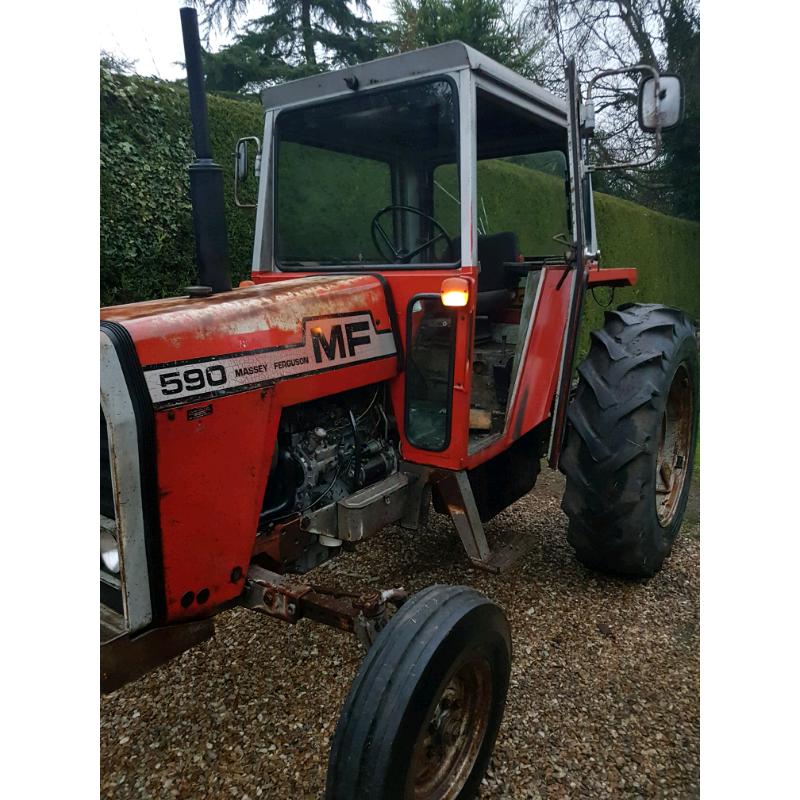 Massey Ferguson 590
