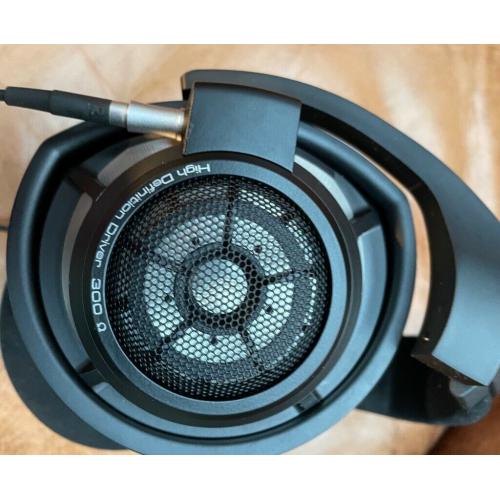 SENNHEISER HD800S HEADPHONES TOP OF THE RANGE BOUGHT NEW IN 2020