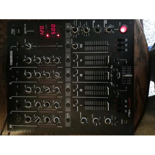 Reloop RMX-40 DSP club mixer