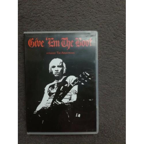 DVD give 'em the boot.