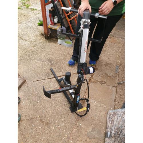 Car hoist