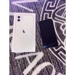 iPhone 11 on Vodafone WHITE