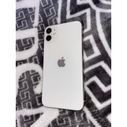 iPhone 11 on Vodafone WHITE