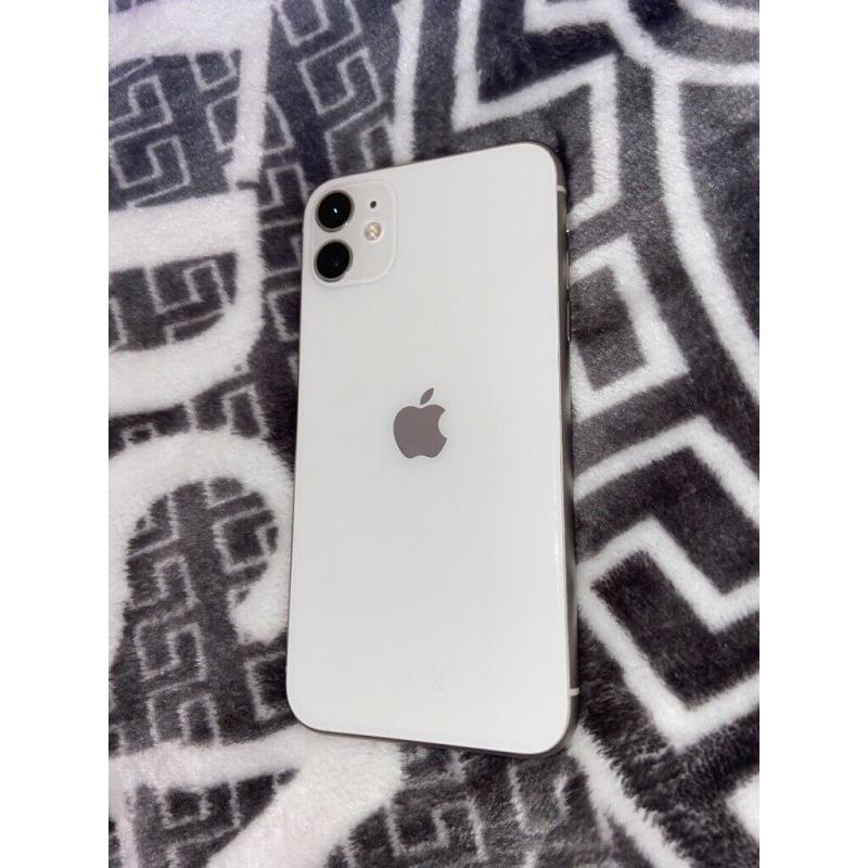 iPhone 11 on Vodafone WHITE
