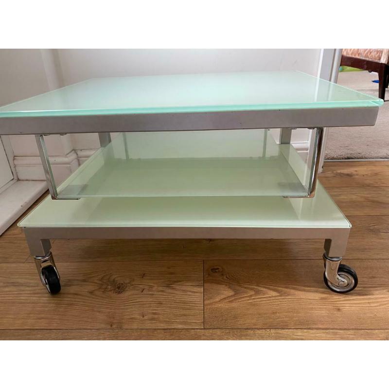 Toughened glass tv table