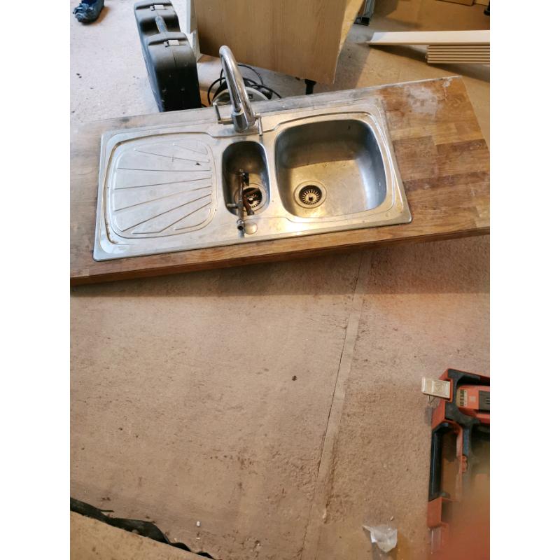 1.5 bowl stainless steel sink, tap and worktop