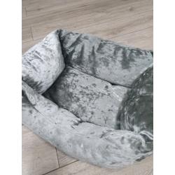Cat bed