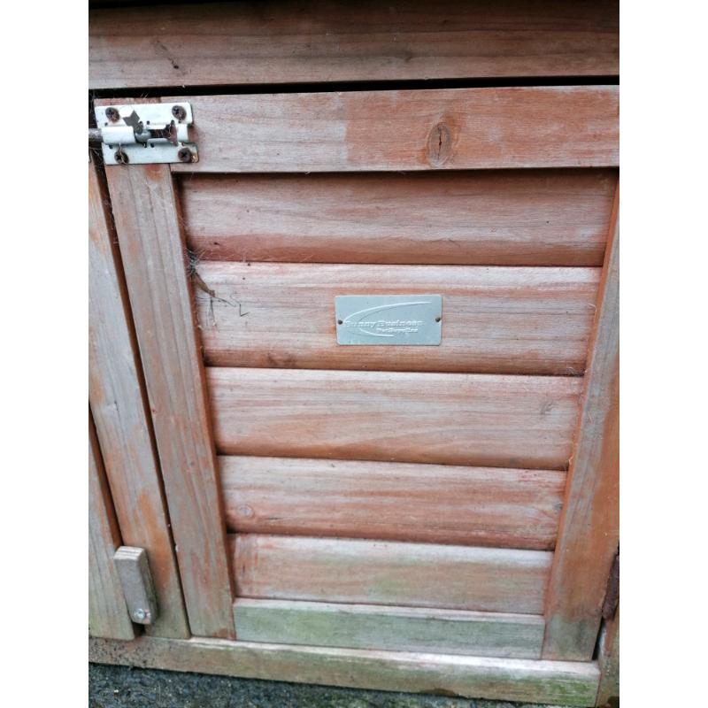 Animal hutch