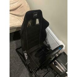 G29 logitech wheel and pedals with gear shifter and racing seat