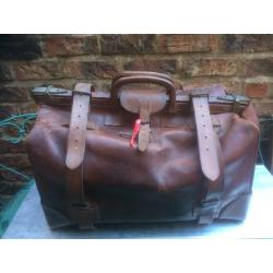Stunning Vintage French Gladstone Weekend Leather Bag Case
