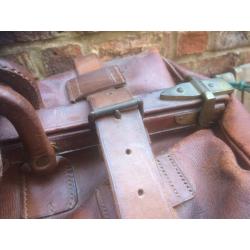 Stunning Vintage French Gladstone Weekend Leather Bag Case