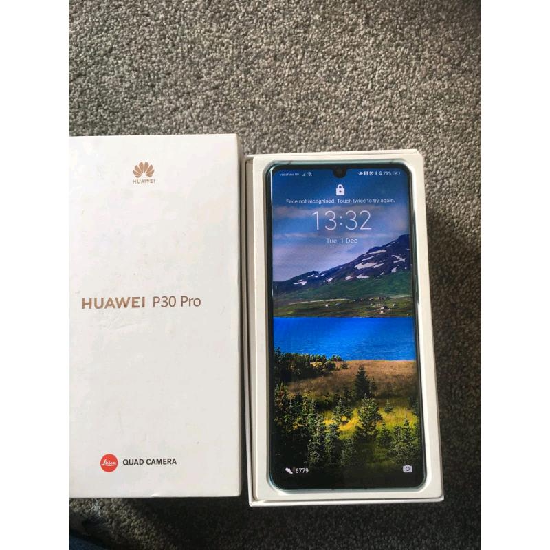 Huawei P30 Pro plus Huawei Smartwatch GT