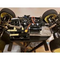 Brushless losi 5ive b. Huge spec!