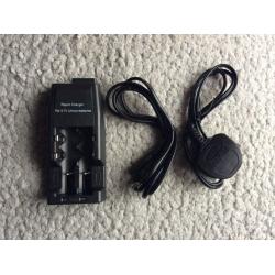 Rapid charger with batteries BNIB