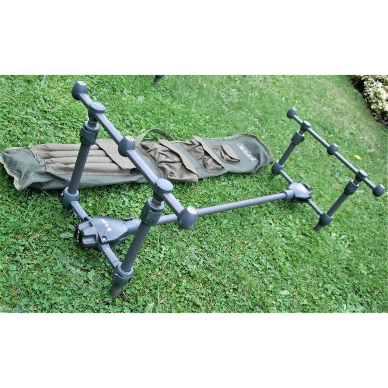 Carp Fishing Nash 3 Rod Pod & Bag