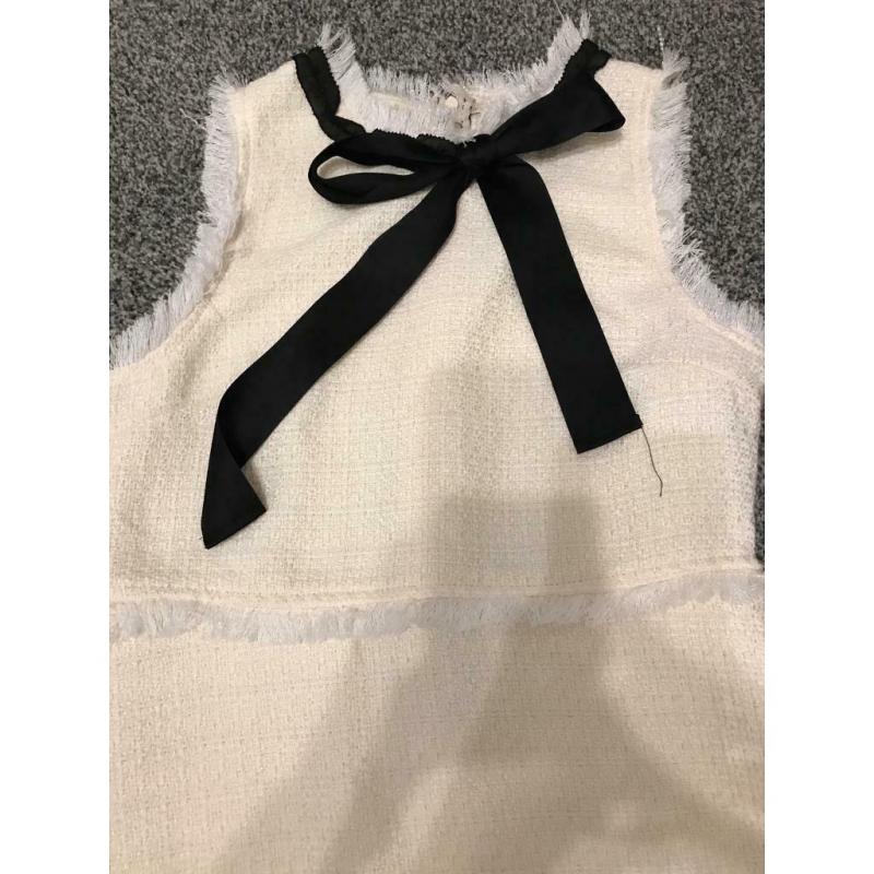 Bow dress
