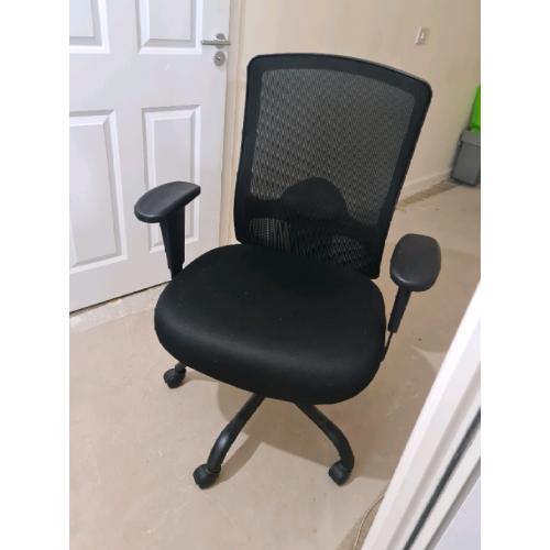 Computer chair