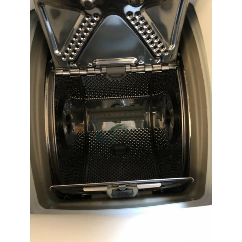 Hotpoint Aquarious WMTF 722H freestanding top loading washing machine