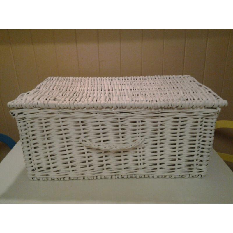 TWO LARGE WICKER HAMPERS .. CHRISTMAS/DISPLAY/STORAGE