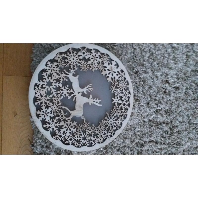 Light up wall decoration