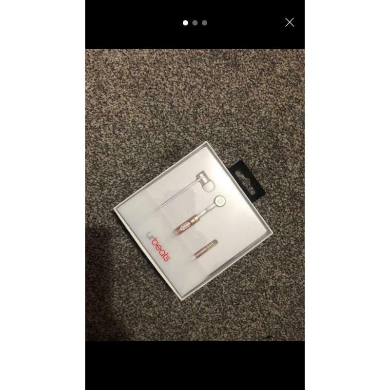 Rose gold original beats from Apple store