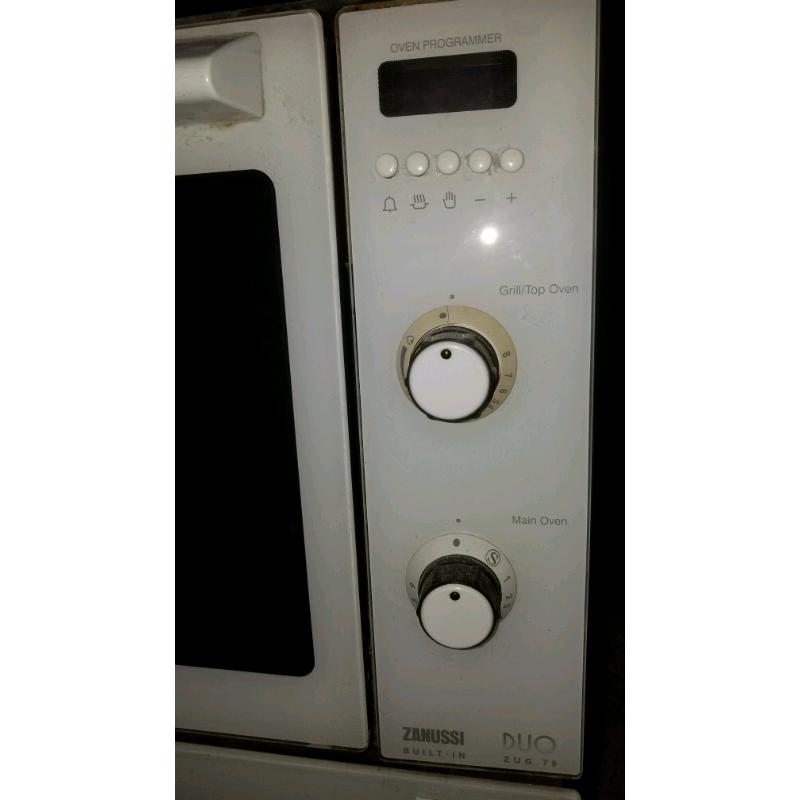 Zanussi Built in Gas Double Oven and Grill