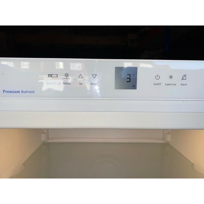 LIEBHERR FRIDGE - PREMIUM BIO FRESH