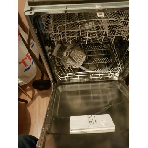 Integrated dishwasher