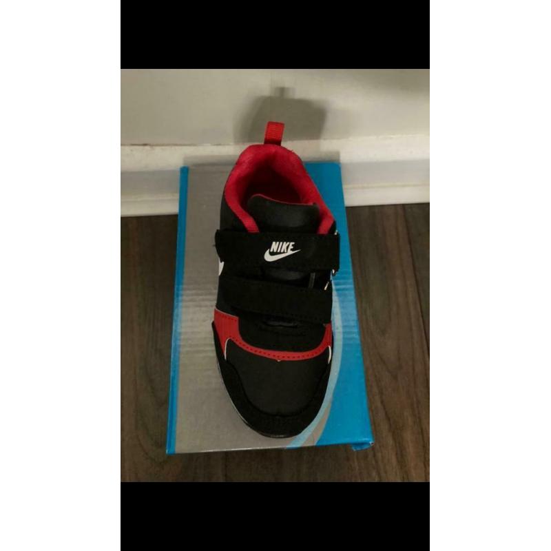 Toddlers trainers