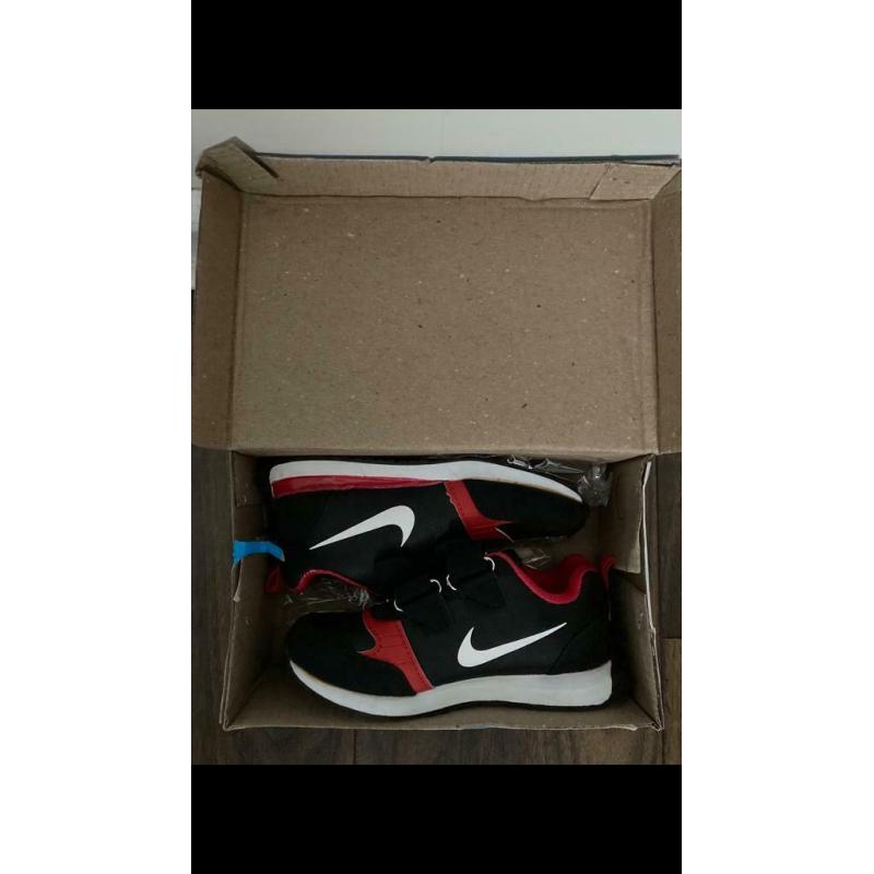 Toddlers trainers