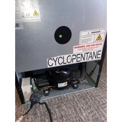 Mini fridge