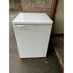 Bosch Fridge (Delivery Available)