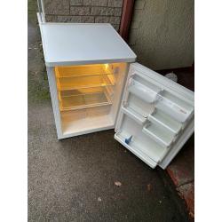Bosch Fridge (Delivery Available)